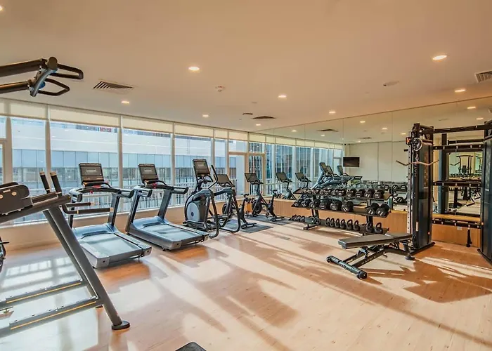Trendy 1br View Pool Gym Wd Dt