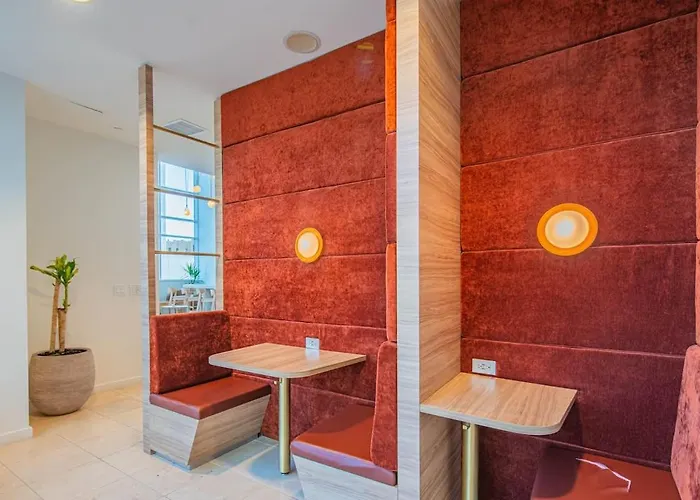 Trendy 1br View Pool Gym Wd Dt